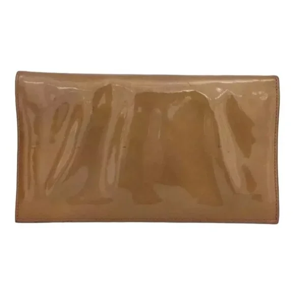 CHANEL: CC Logo Patent Leather Long Bifold Wallet #1328 - Picture 2 of 6